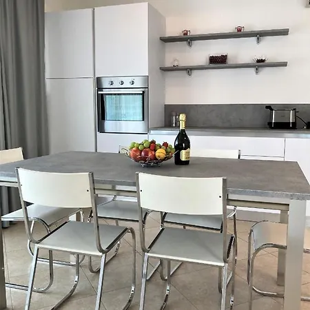 Luna Verde Apartment